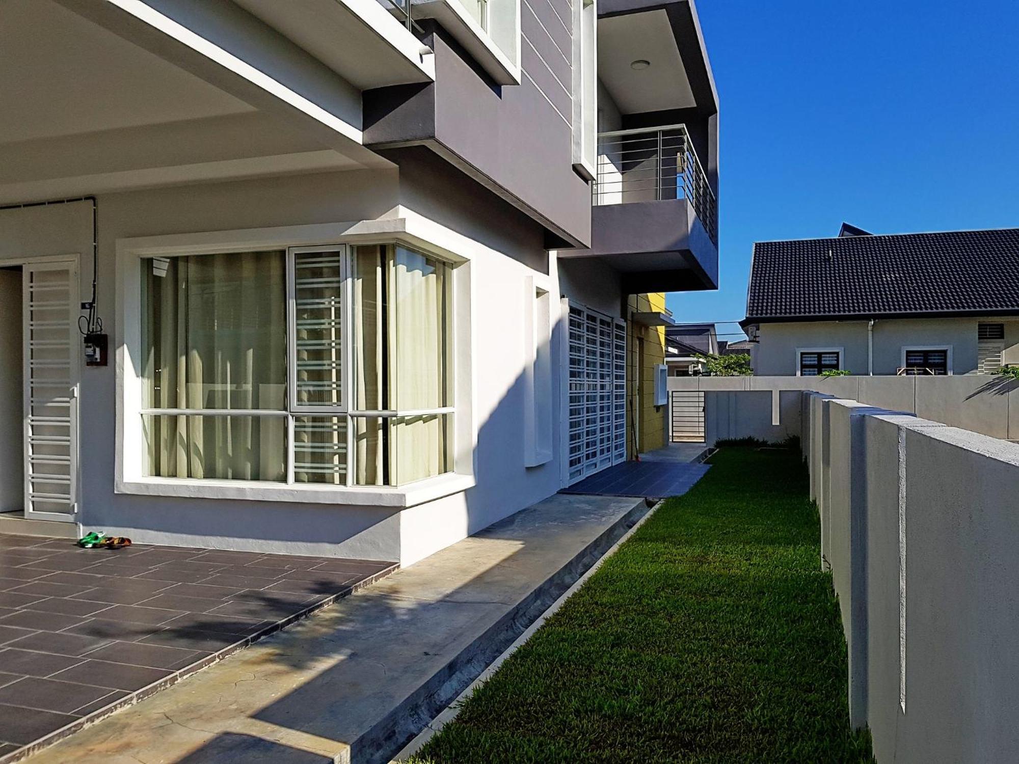 Selendang In Krubong Near Std Hang Jebat, Mitc & Utem Malacca Bagian luar foto