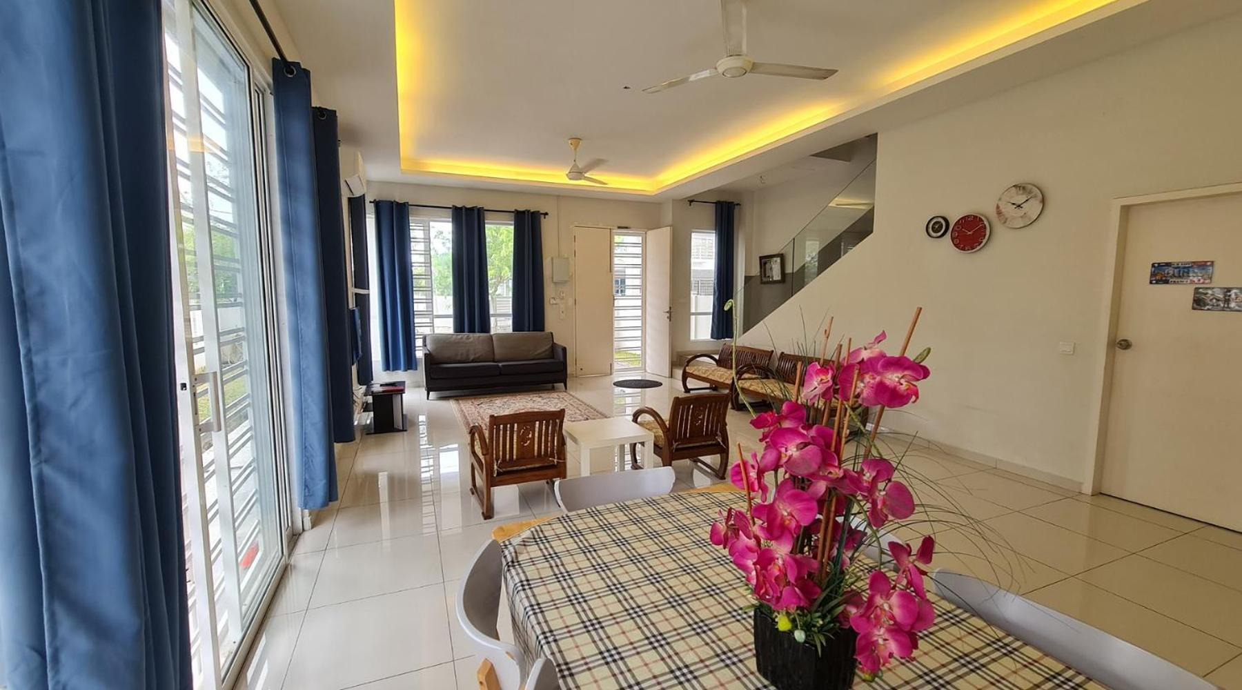 Selendang In Krubong Near Std Hang Jebat, Mitc & Utem Malacca Bagian luar foto