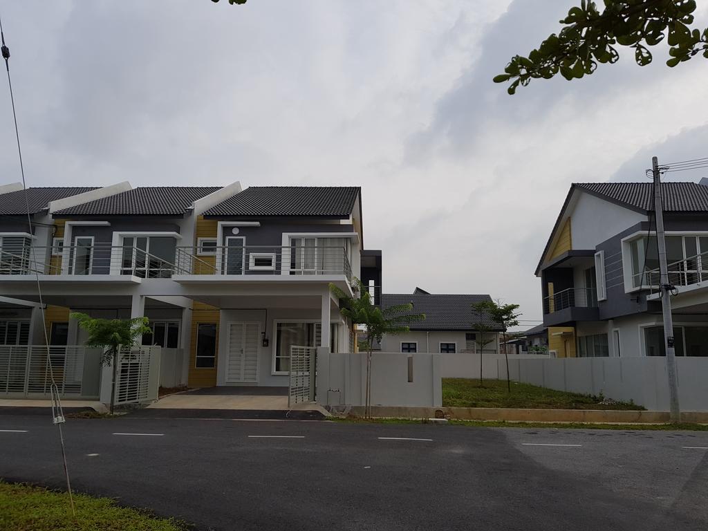 Selendang In Krubong Near Std Hang Jebat, Mitc & Utem Malacca Bagian luar foto
